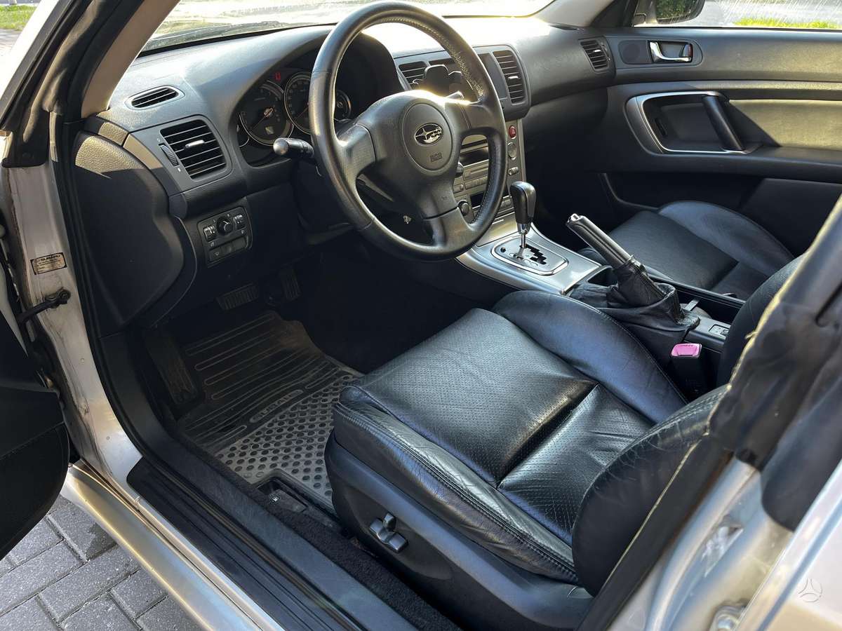 Subaru Legacy, 2.5 l., Универсал