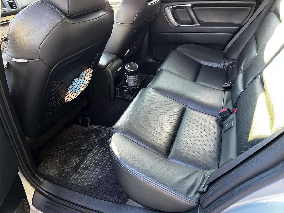 Subaru Legacy, 2.5 l., wagon