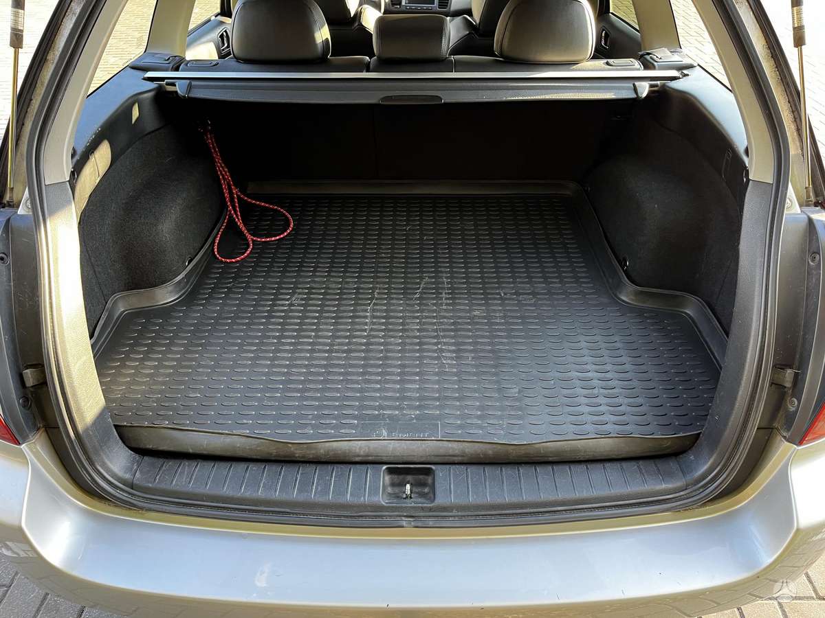 Subaru Legacy, 2.5 l., wagon