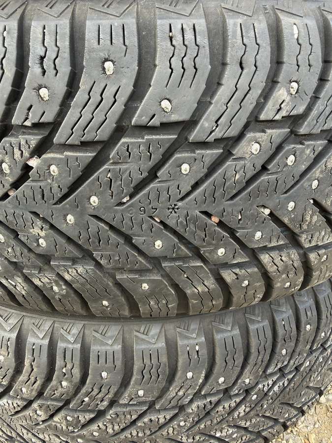Nokian, зимние 235/60 R18