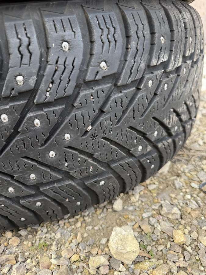 Nokian, зимние 235/60 R18