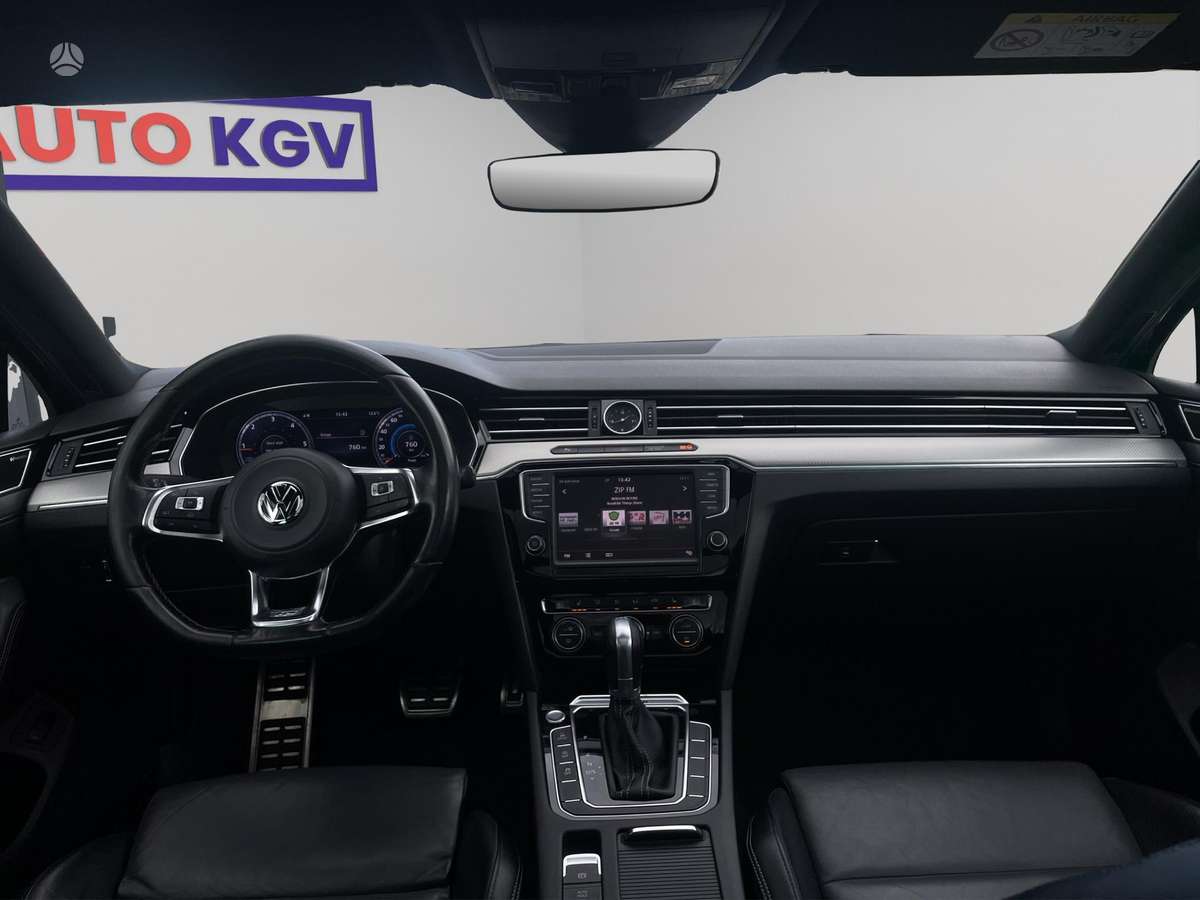 Volkswagen Passat, 2.0 l., Универсал