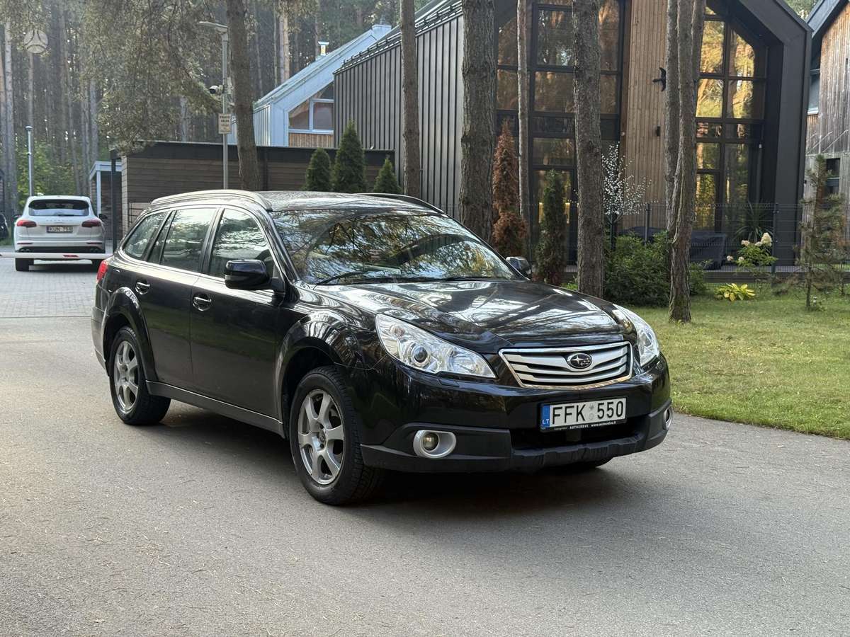 Subaru Outback, 2.5 l., Минивэн
