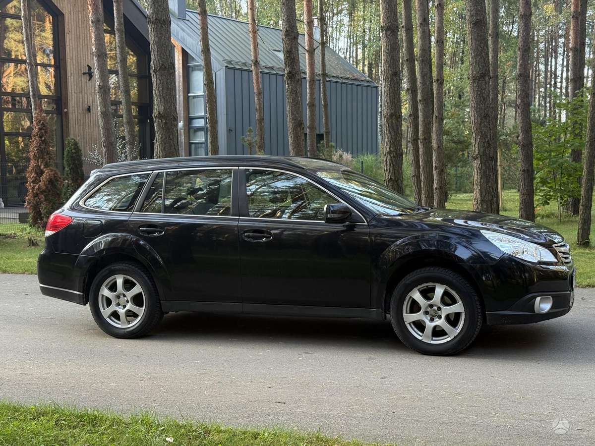 Subaru Outback, 2.5 l., Минивэн