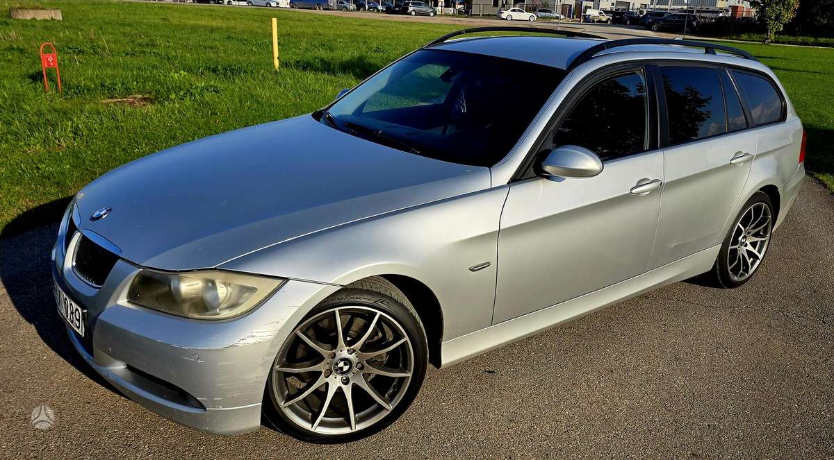 BMW 318, 2.0 l., wagon