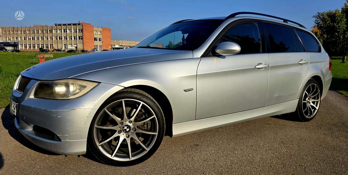 BMW 318, 2.0 l., wagon