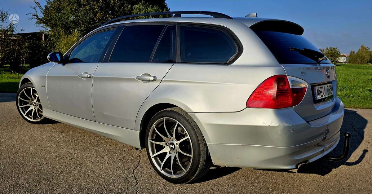 BMW 318, 2.0 l., wagon