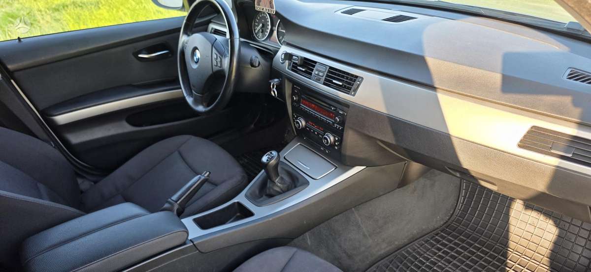 BMW 318, 2.0 l., Универсал
