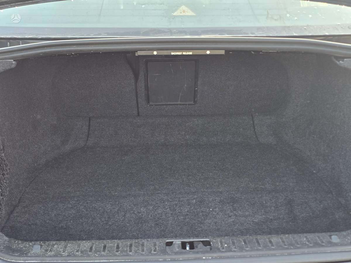 Volvo S80, 2.4 l., Седан