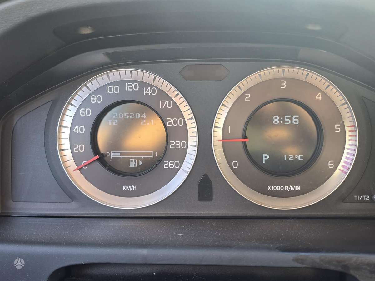 Volvo S80, 2.4 l., Седан