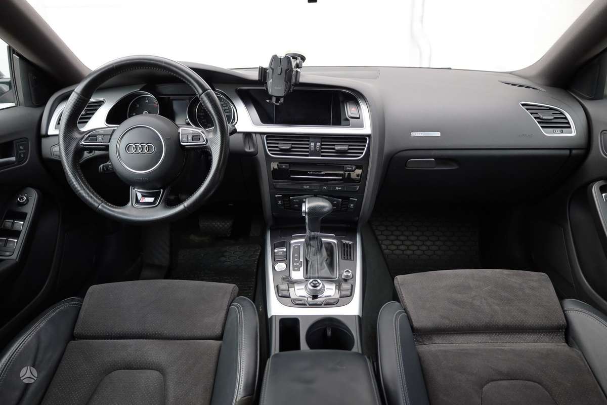 Audi A5, 2.0 l., hatchback