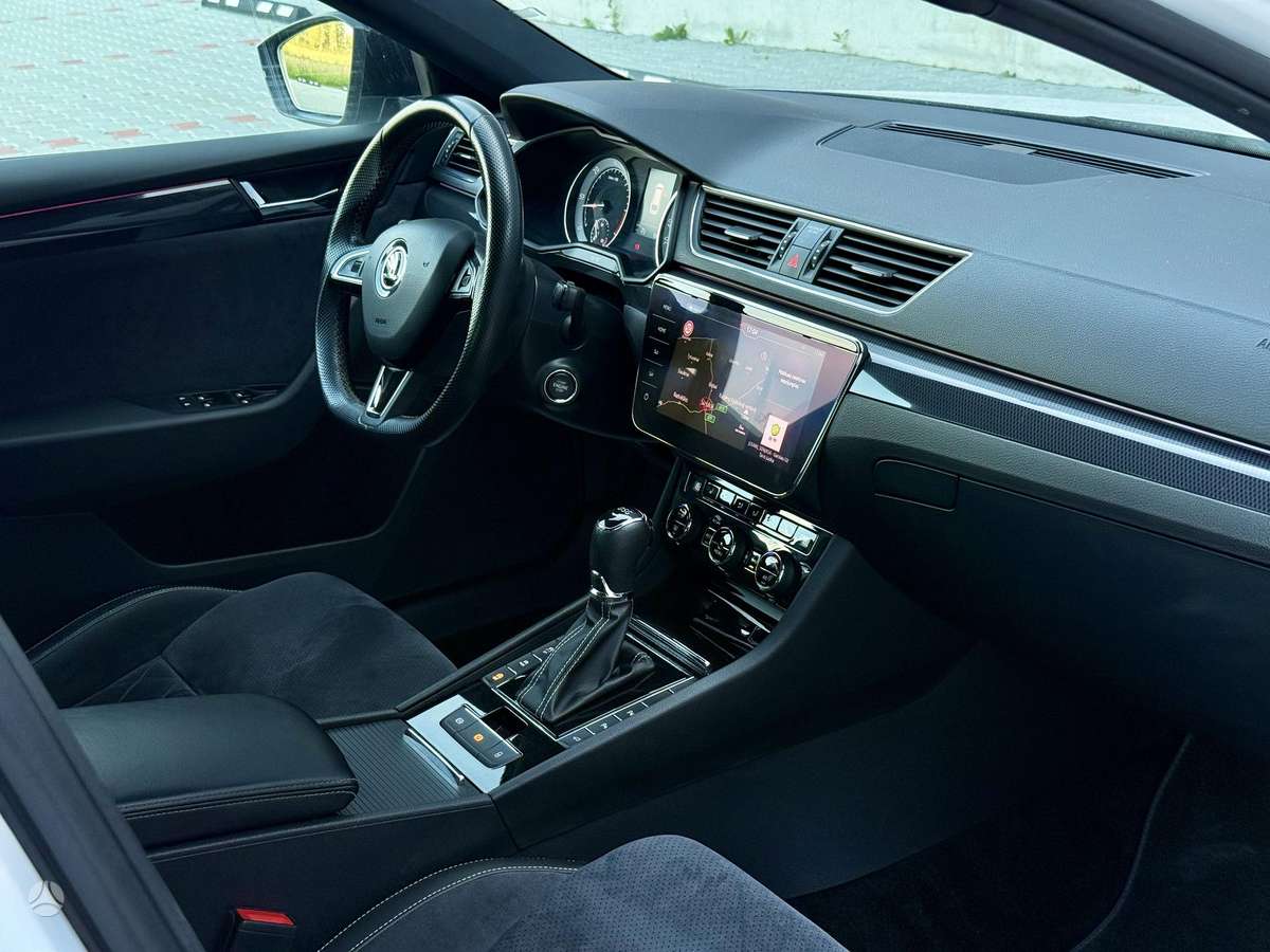 Skoda Superb, 2.0 l., wagon