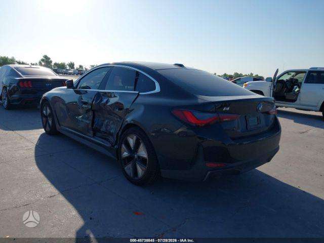 BMW i4, hečbekas