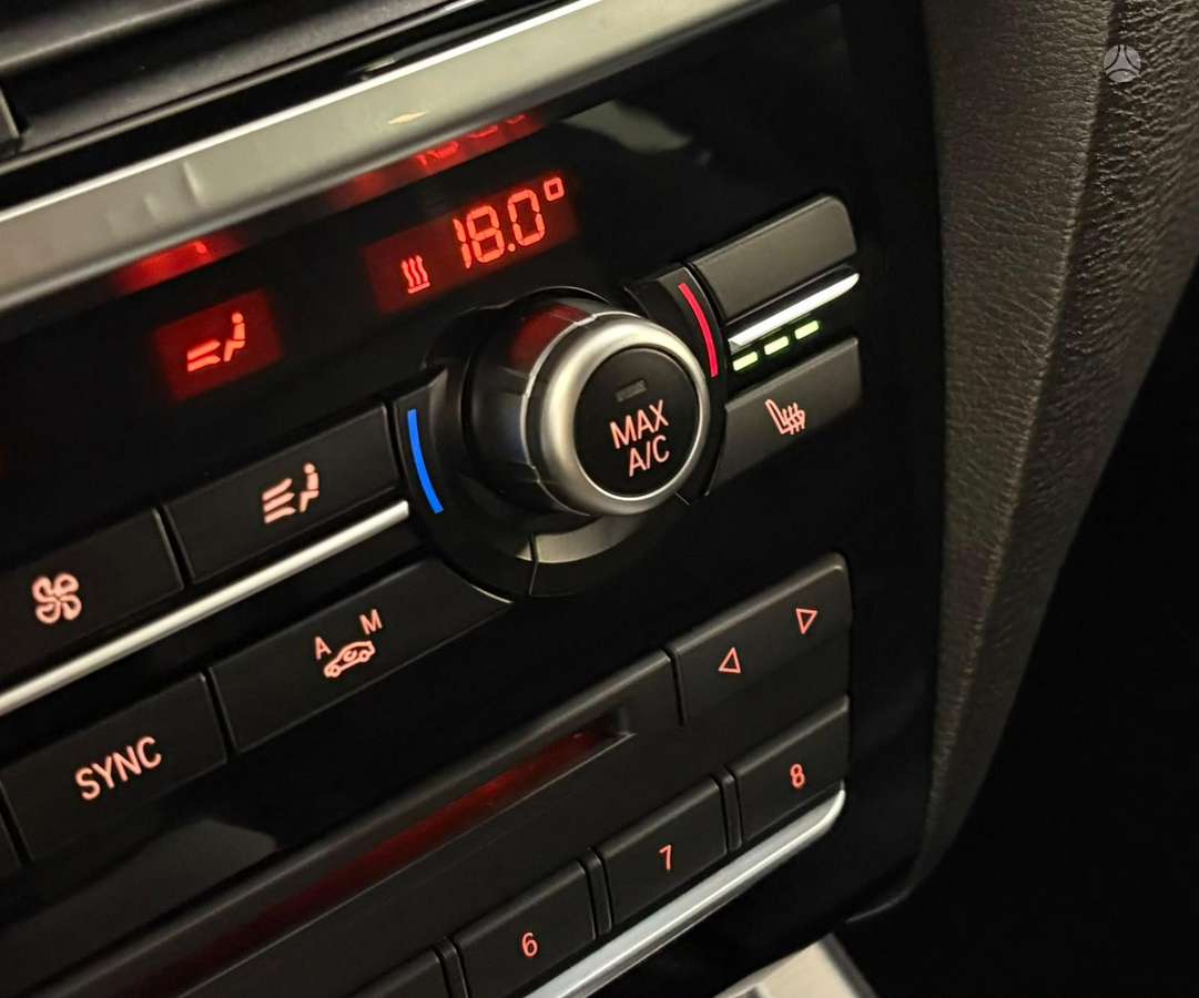 BMW X3, 2.0 l., off-road / crossover