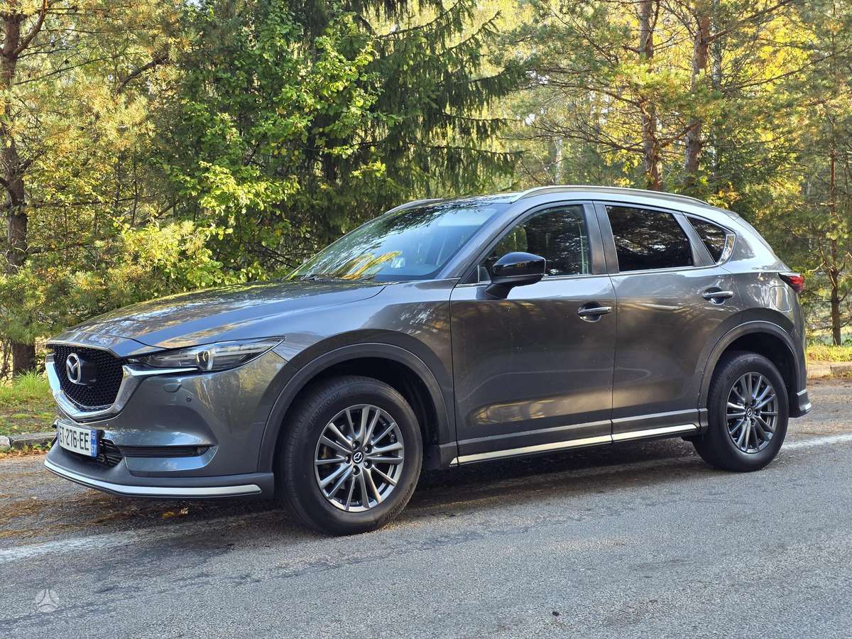 Mazda CX-5, 2.2 l., off-road / crossover