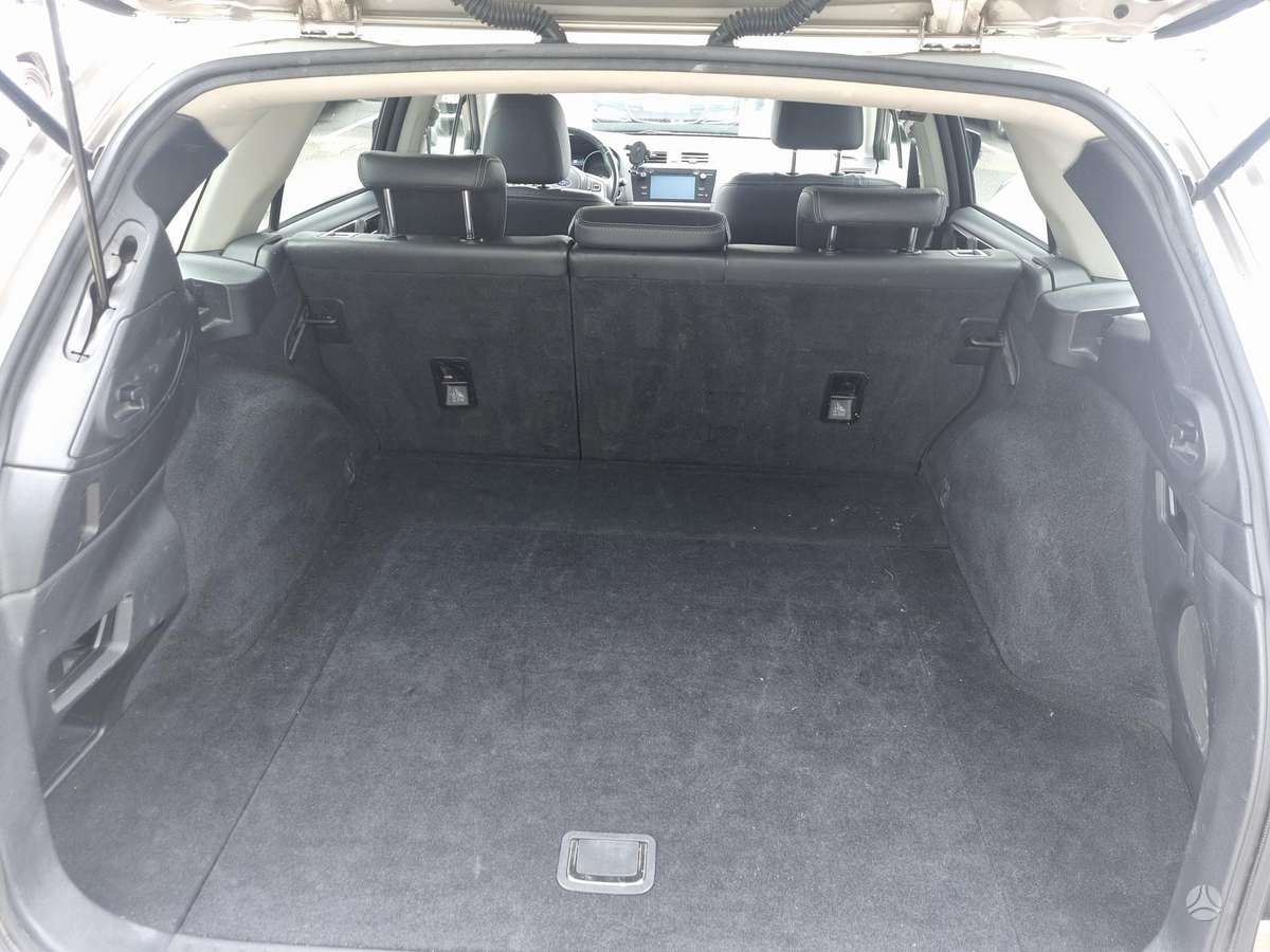 Subaru Outback, 2.0 l., universalas