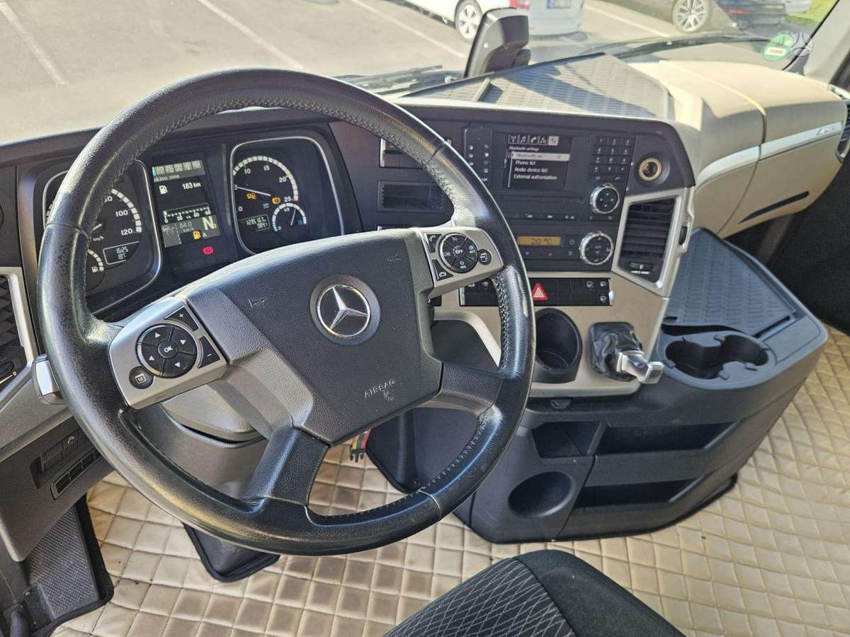 Mercedes-Benz ACTROS 1842, double sleeper