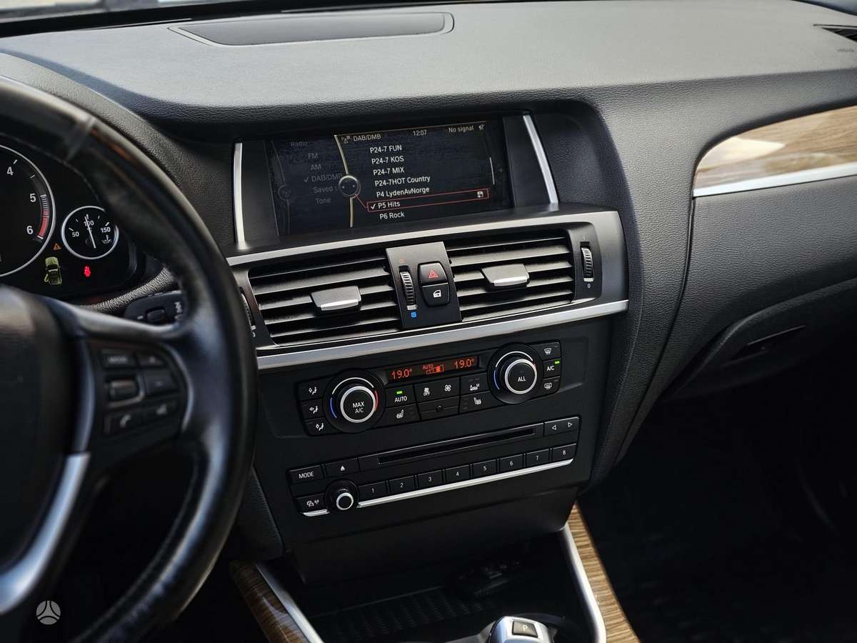 BMW X3, 2.0 l., Внедорожник / Кроссовер