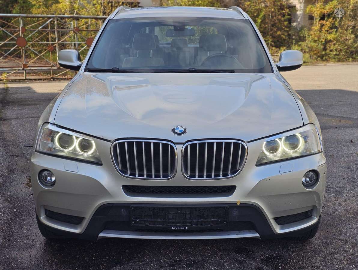 BMW X3, 2.0 l., off-road / crossover