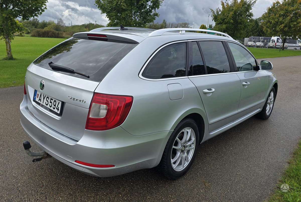 Skoda Superb, 1.6 l., Универсал