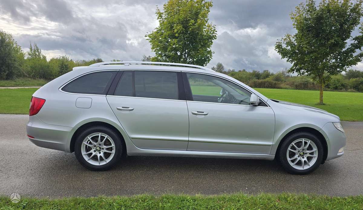Skoda Superb, 1.6 l., Универсал