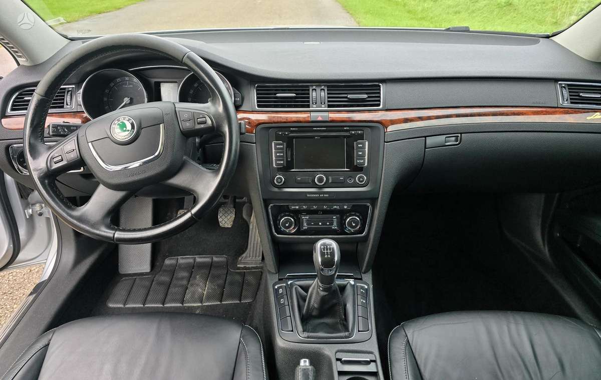 Skoda Superb, 1.6 l., Универсал