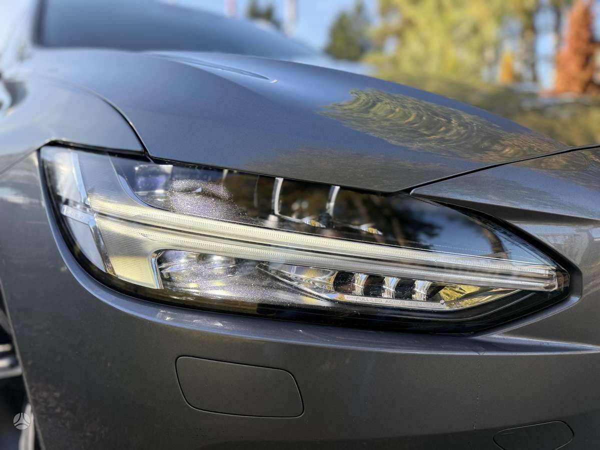Volvo V90, 2.0 l., wagon