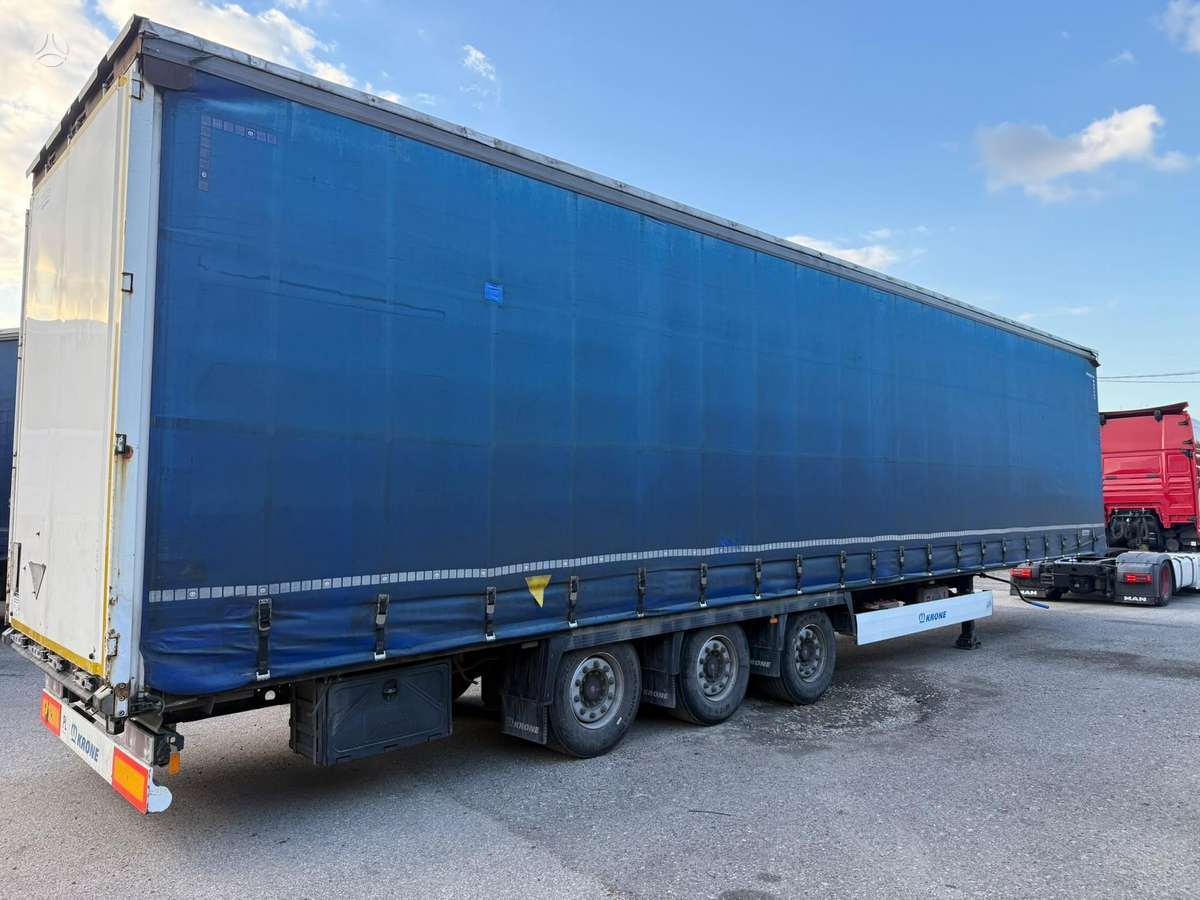 Krone Mega, curtain / tarpaulin