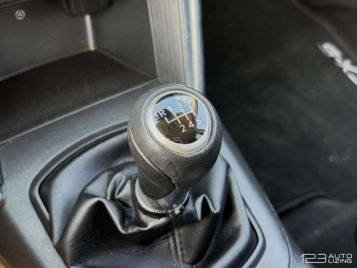 Mazda CX-5, 2.2 l., Внедорожник / Кроссовер