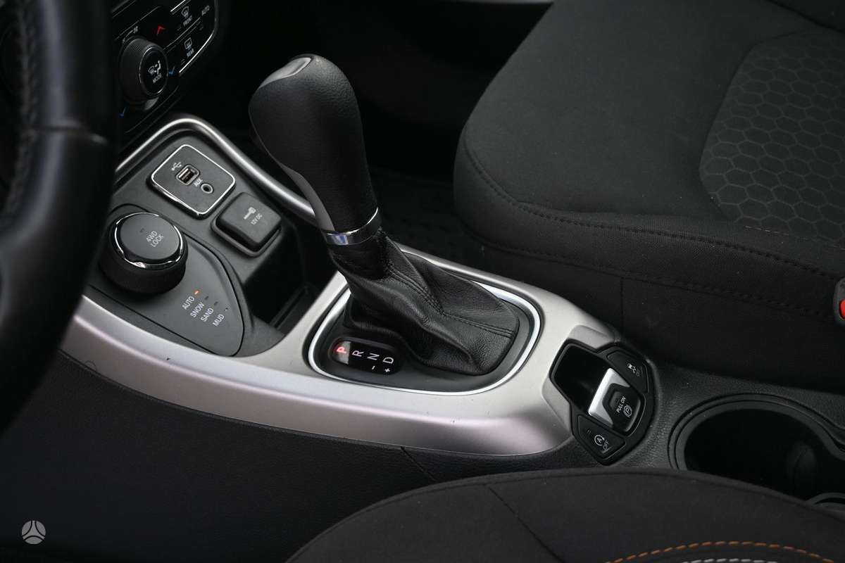 Jeep Compass, 2.4 l., Внедорожник / Кроссовер