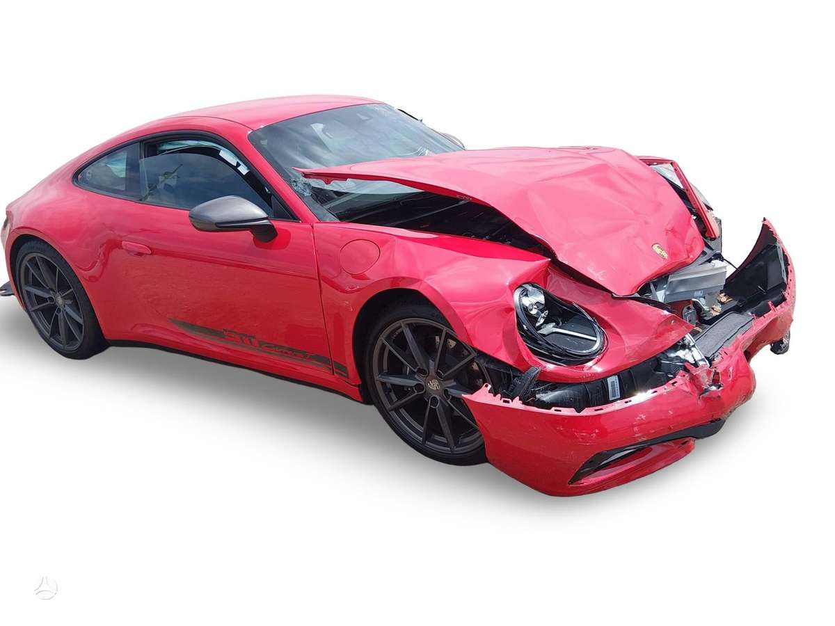 Porsche 911 rezerves daļās