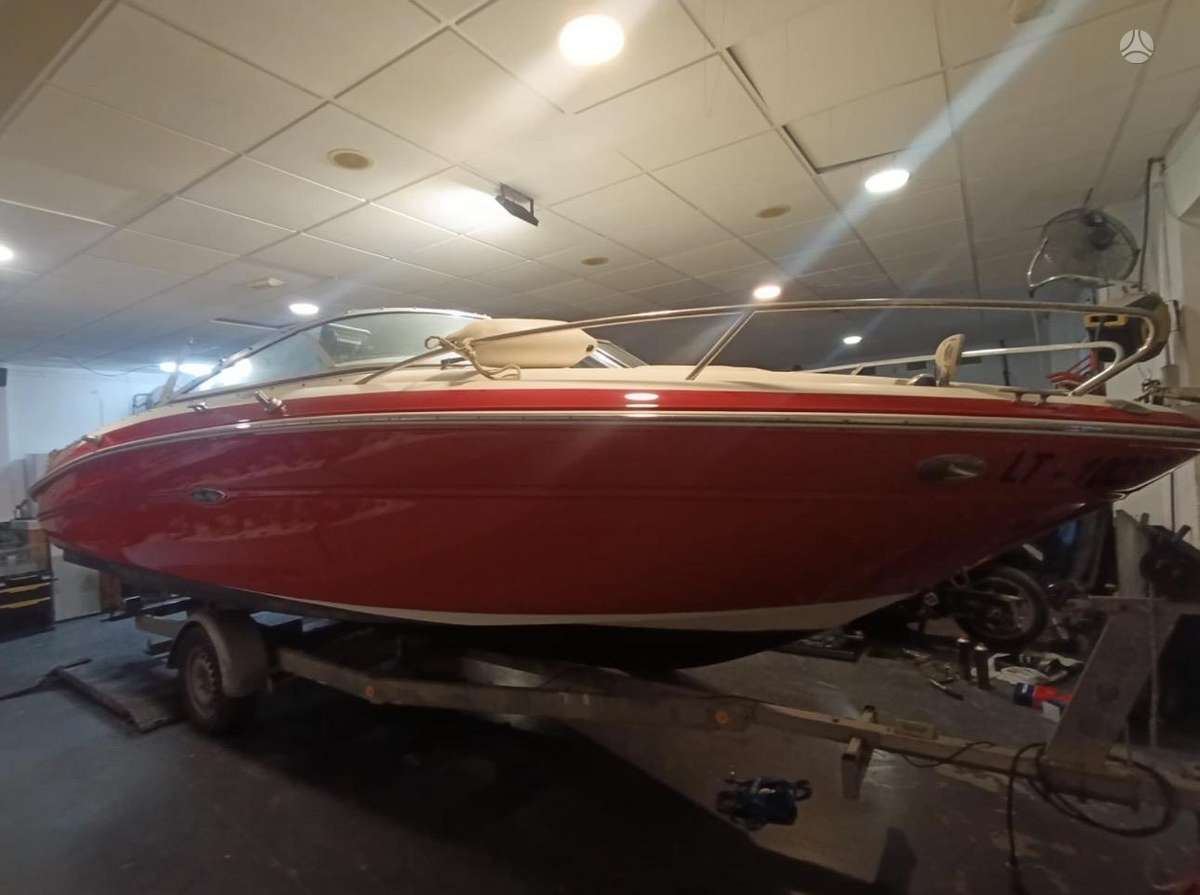 Sea Ray 210 Overnighter, yachts / cruisers