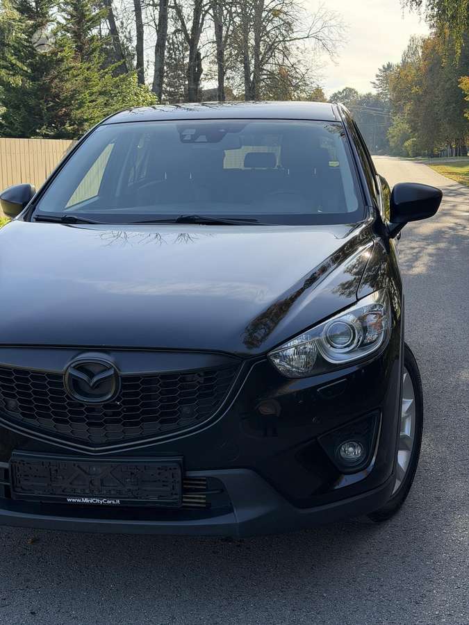 Mazda CX-5, 2.2 l., off-road / crossover