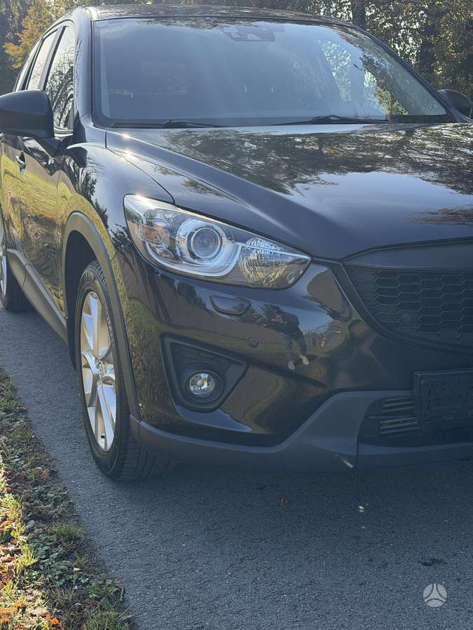 Mazda CX-5, 2.2 l., off-road / crossover