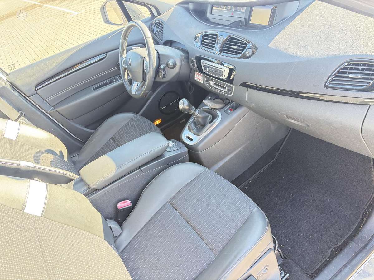 Renault Scenic, 1.2 l., Минивэн