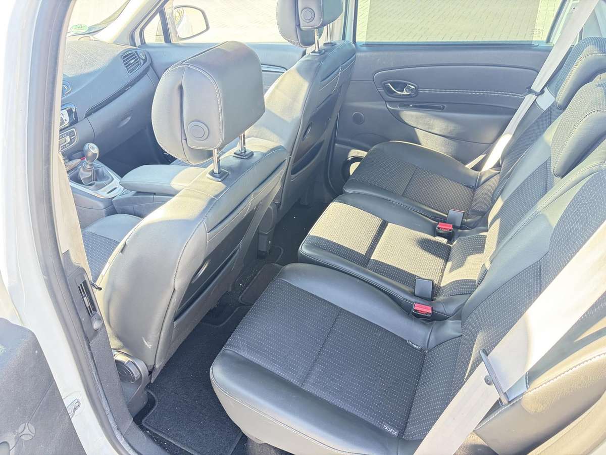 Renault Scenic, 1.2 l., Минивэн