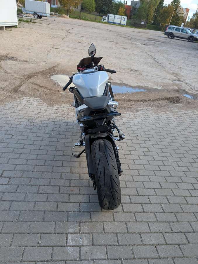 CFMOTO 675 SRR, superbikes