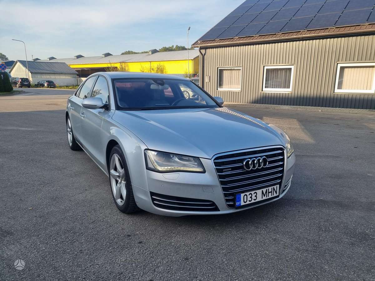 Audi A8, 4.1 l., Седан