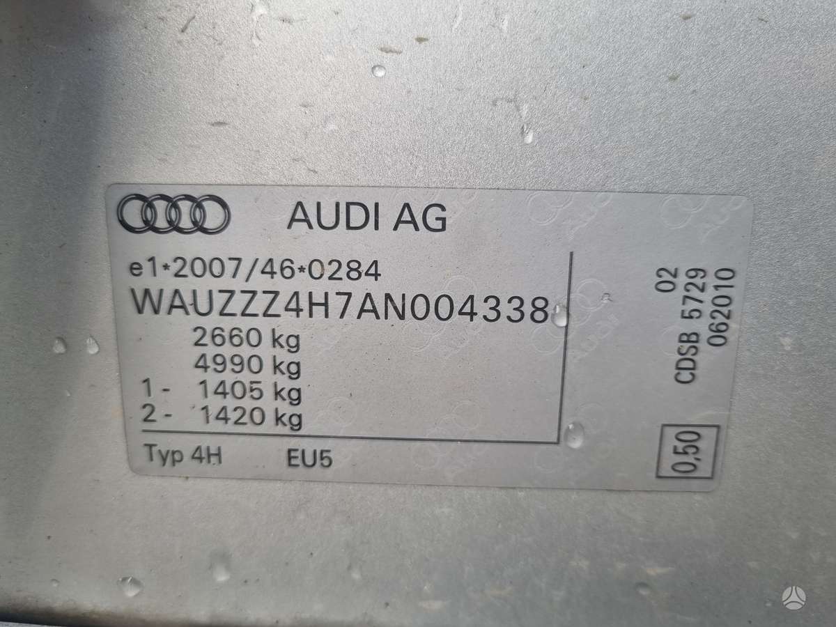 Audi A8, 4.1 l., Седан