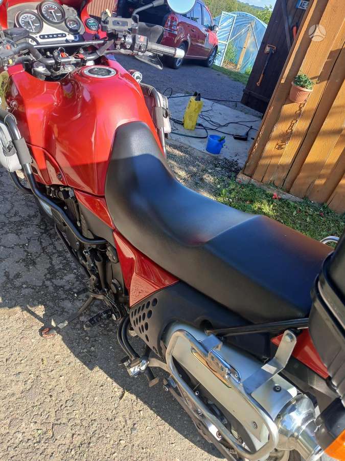 Triumph Tiger 850cc, enduro / adventure