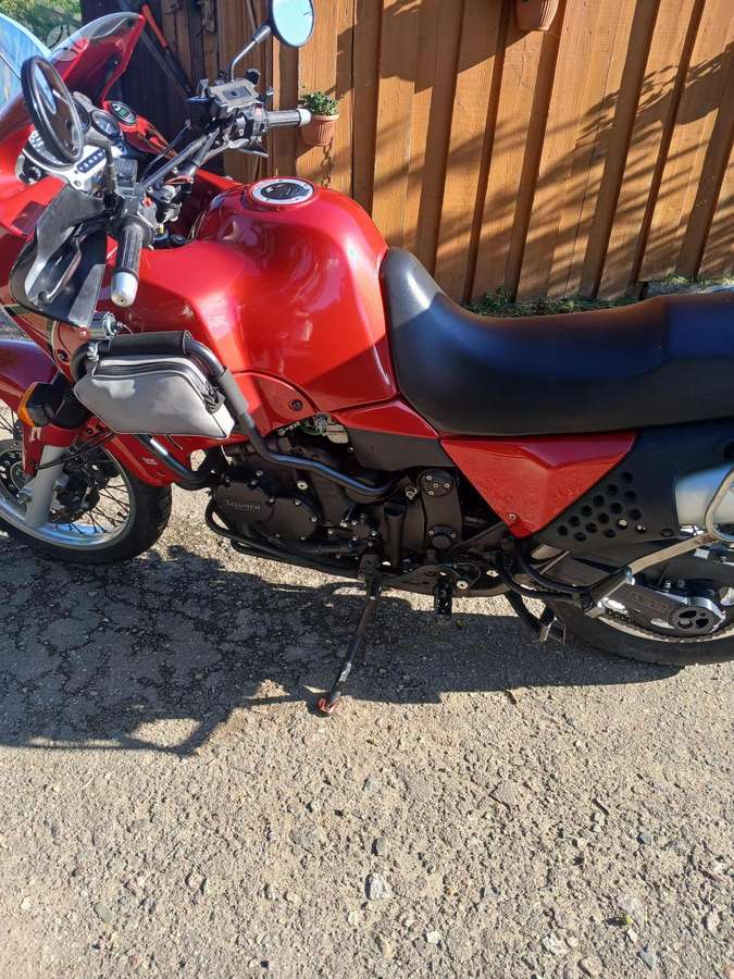 Triumph Tiger 850cc, enduro / adventure