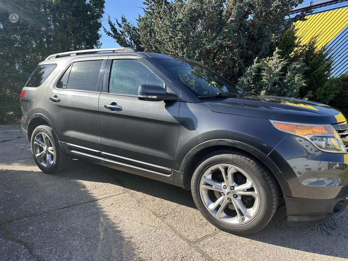 Ford Explorer, 3.5 l., off-road / crossover