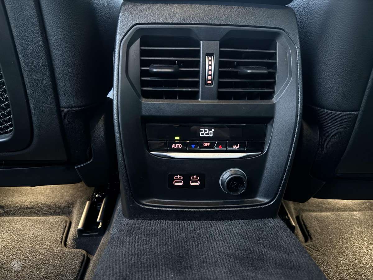 BMW 318, 2.0 l., Седан