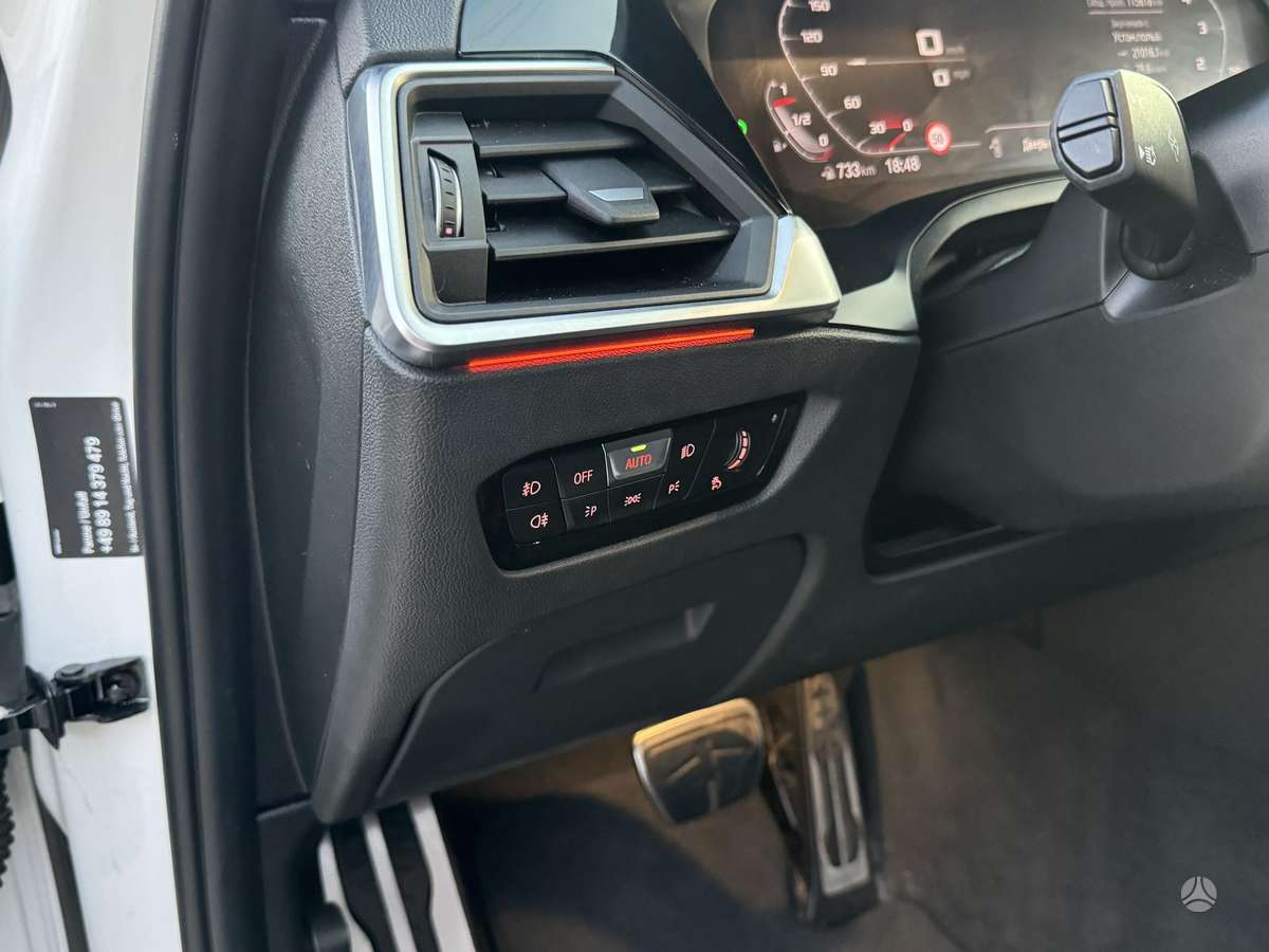 BMW 318, 2.0 l., Седан