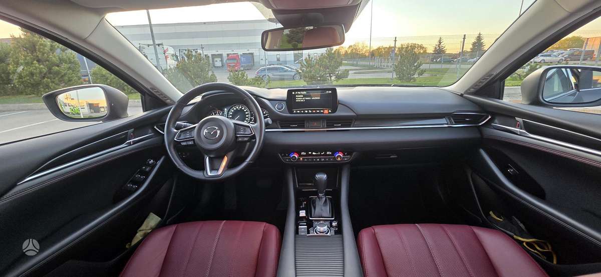 Mazda 6, 2.5 l., Седан