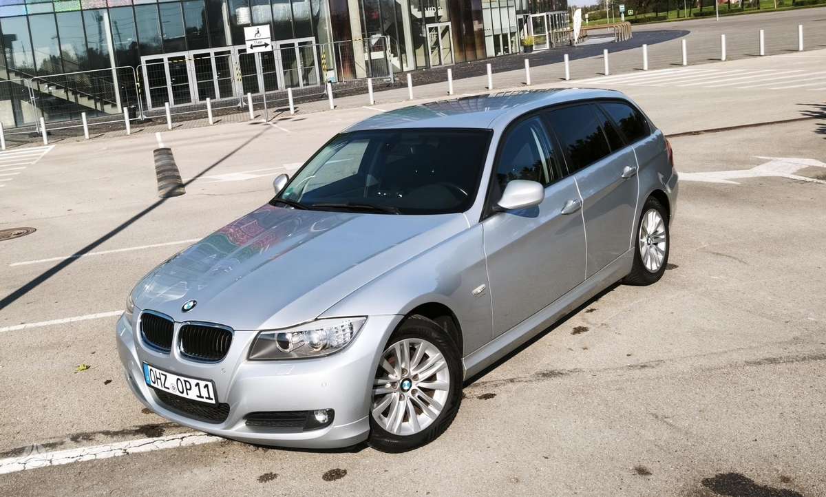 BMW 320, 2.0 l., universalas