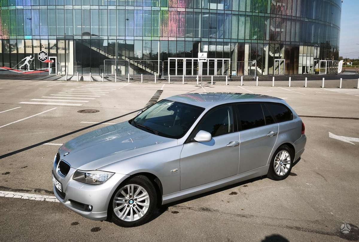 BMW 320, 2.0 l., universalas