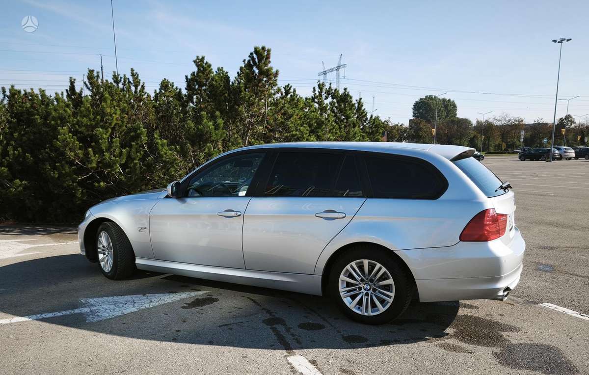BMW 320, 2.0 l., universalas