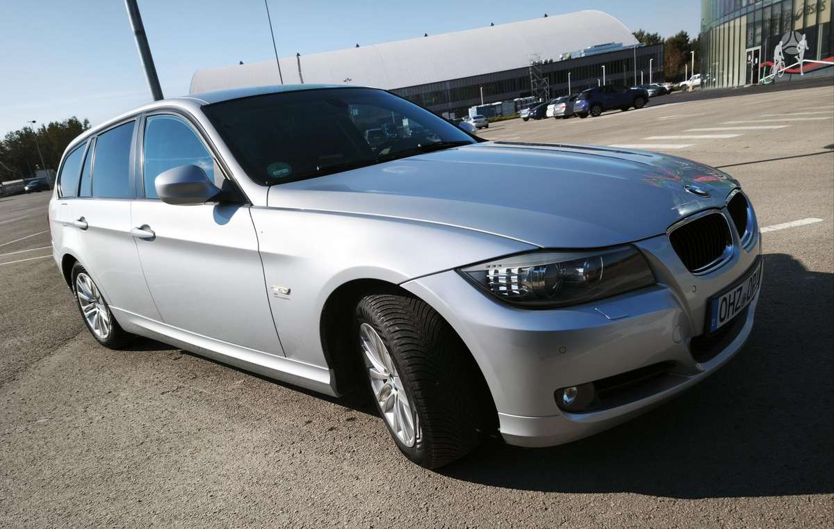 BMW 320, 2.0 l., universalas