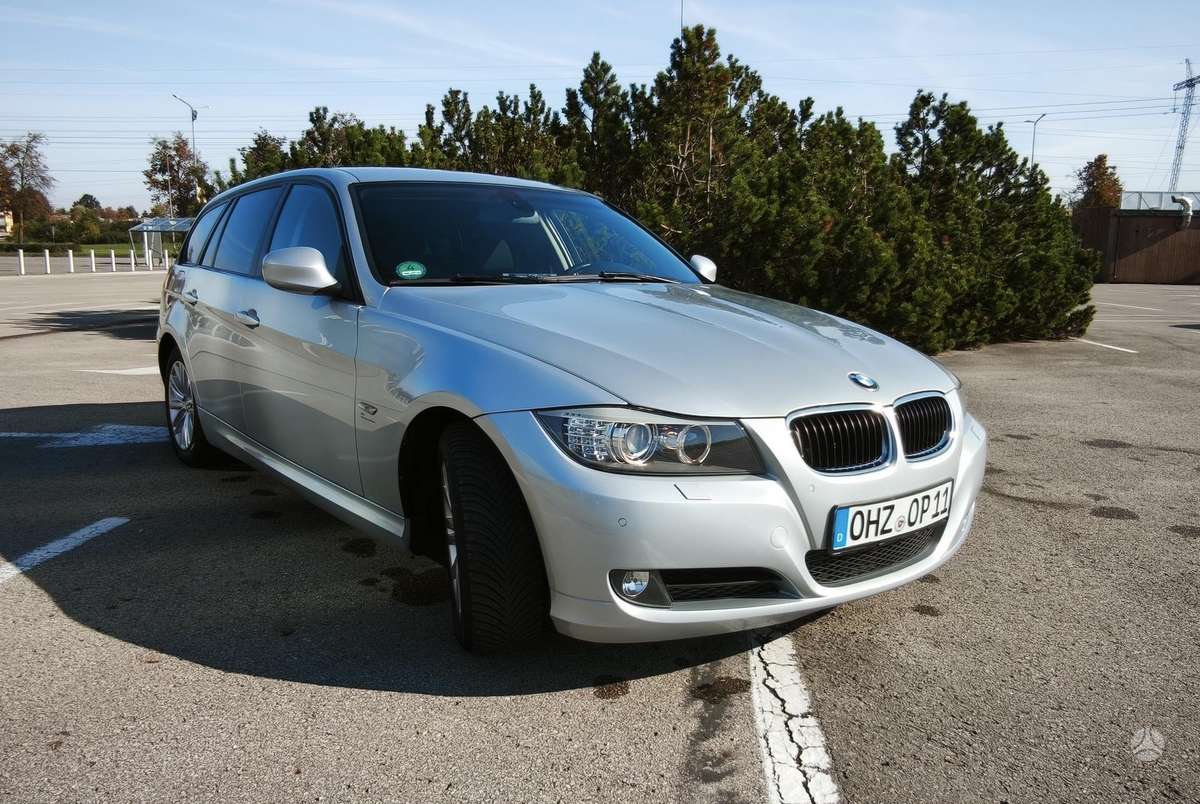 BMW 320, 2.0 l., universalas